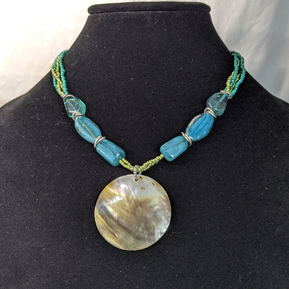 Mother Of Pearl Disk Necklace With Multi-steand Sead Beads And Acrylic Beads,Adj